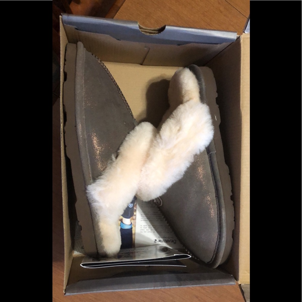 brand new never worn bear paw slippers